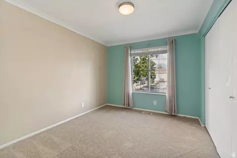 Bedroom - 5998 S Blue Stone Cir, Murray, UT 84123 photo 3 of 6