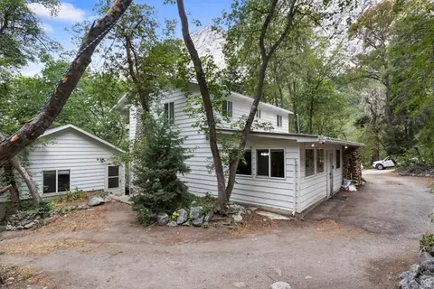 Exterior - 5004 E Wasatch Resort Rd, Sandy, UT 84092 photo 2 of 7