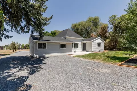 225 W 8800 S, Paradise, UT 84328
