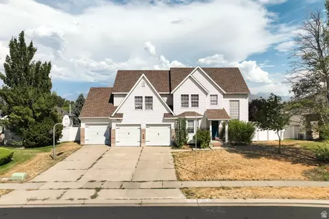 8111 S Mallard Ln, West Jordan, UT 84088