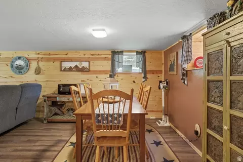 Dining - 667 N Rapid Rd, Inkom, ID 83245 photo 2 of 2
