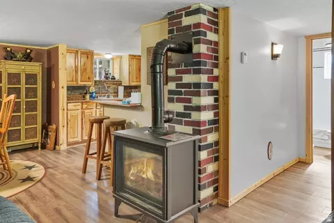 Entry Way - 667 N Rapid Rd, Inkom, ID 83245 photo 3 of 4