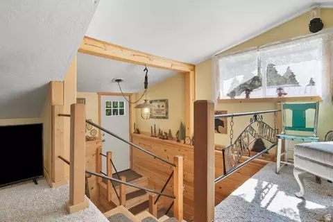 Entry Way - 667 N Rapid Rd, Inkom, ID 83245 photo 4 of 4