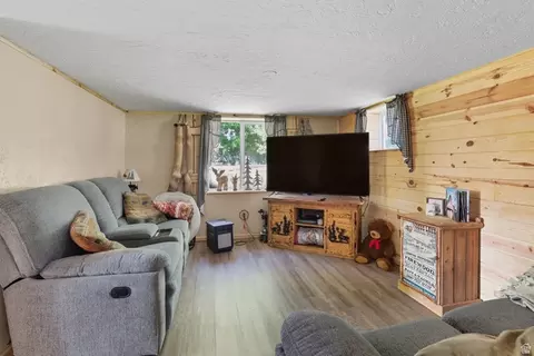 Living - 667 N Rapid Rd, Inkom, ID 83245 photo 1 of 3