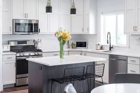 Kitchen - 247 S 980 E, Smithfield, UT 84335 photo 2 of 5