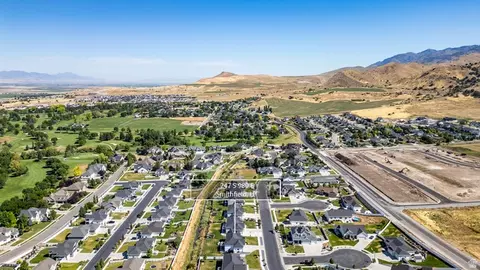 View/Area - 247 S 980 E, Smithfield, UT 84335 photo 6 of 9