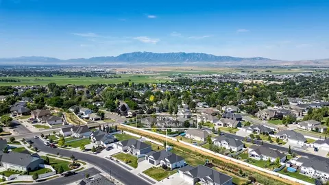 View/Area - 247 S 980 E, Smithfield, UT 84335 photo 7 of 9