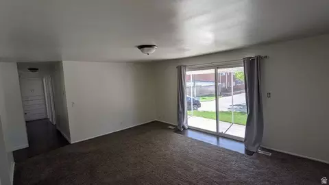 Living - 704 S Orchard Dr, Bountiful, UT 84010 photo 10 of 11
