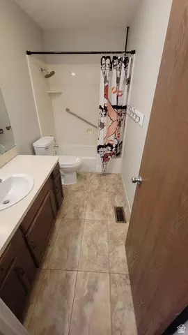 Bath - 704 S Orchard Dr, Bountiful, UT 84010 photo 6 of 9