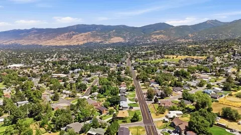View/Area - 3016 S Davis Blvd, Bountiful, UT 84010 photo 6 of 6