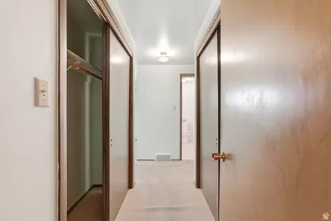 Entry Way - 3016 S Davis Blvd, Bountiful, UT 84010 photo 1 of 3