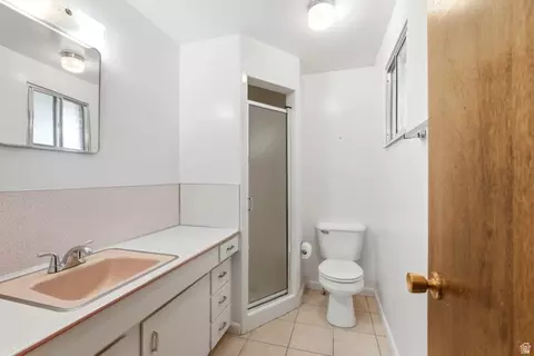 Bath - 3016 S Davis Blvd, Bountiful, UT 84010 photo 2 of 3