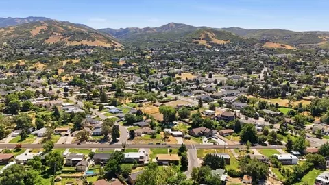 View/Area - 3016 S Davis Blvd, Bountiful, UT 84010 photo 4 of 6