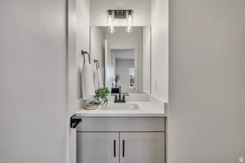 Bath - 330 E 7635 S, Midvale, UT 84047 photo 1 of 4