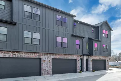 Exterior - 330 E 7635 S, Midvale, UT 84047 photo 1 of 3