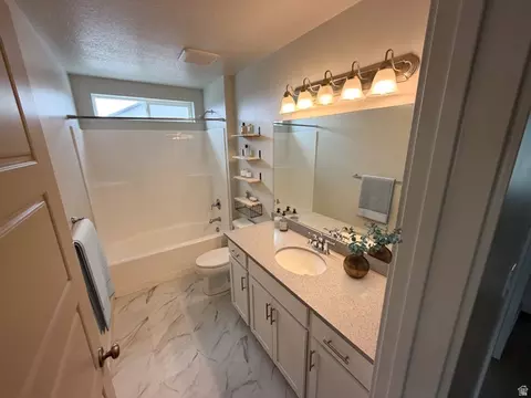 Bath - 6366 N Wanlass Hl E, Eagle Mountain, UT 84005 photo 7 of 7