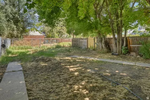 Exterior - 928 Capitol St, Ogden, UT 84401 photo 6 of 8
