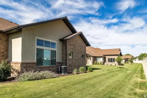 Exterior - 1722 W 200 S #A, Mapleton, UT 84664 photo 7 of 9