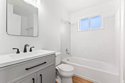 Bath - 24 S 800 E, Orem, UT 84097 photo 1 of 2