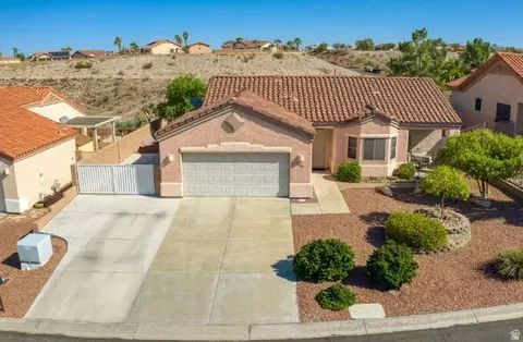 2341 Half Moon Way, Bullhead City, AZ 86442