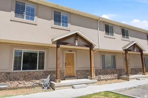 1898 Garden Dr #3, Pleasant Grove, UT 84062