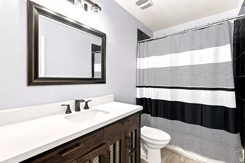 Bath - 323 S 2070 E, Spanish Fork, UT 84660 photo 1 of 5