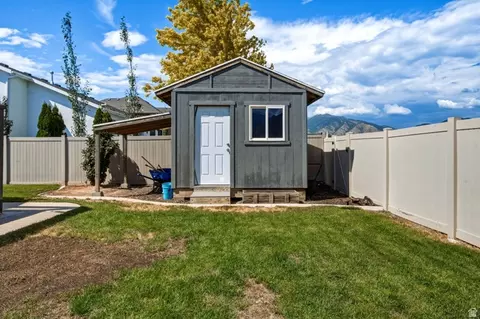 Exterior - 323 S 2070 E, Spanish Fork, UT 84660 photo 8 of 9