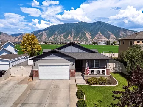 Exterior - 323 S 2070 E, Spanish Fork, UT 84660 photo 2 of 9