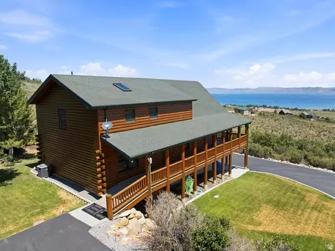 2449 S Paint Brush Dr, Garden City, UT 84028