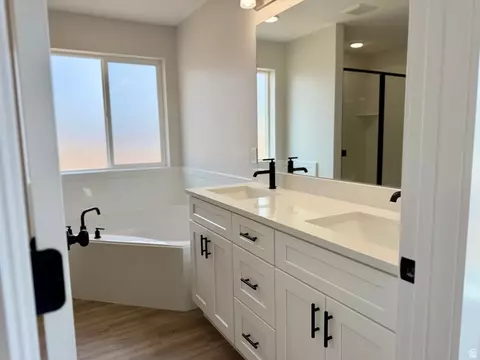 Bath - 846 E 100 S #3, Mount Pleasant, UT 84647 photo 3 of 4
