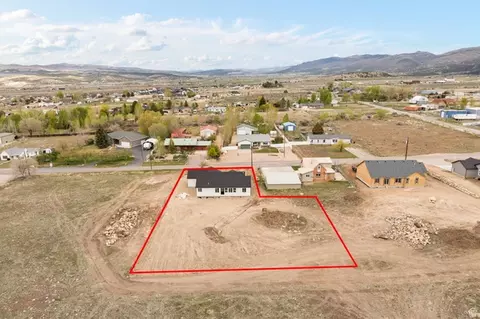 View/Area - 846 E 100 S #3, Mount Pleasant, UT 84647 photo 6 of 8