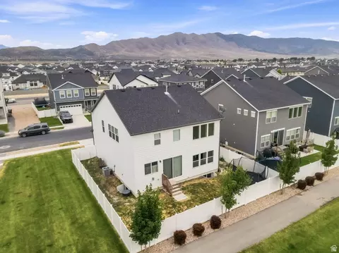 5197 N Folkstone Dr, Eagle Mountain, UT 84005 photo 35