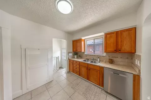 2856 S Eccles Ave, Ogden, UT 84403 photo 12