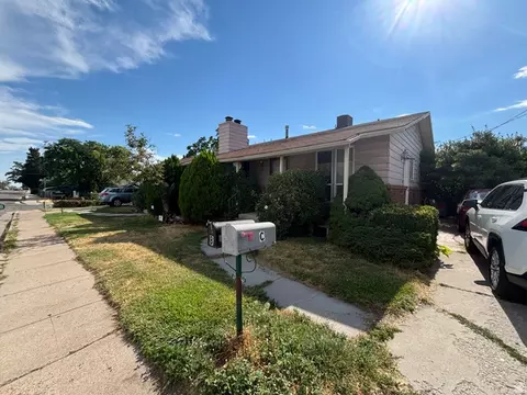 1146 S 1000 E, Clearfield, UT 84015 photo 2