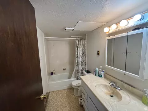 1146 S 1000 E, Clearfield, UT 84015 photo 32