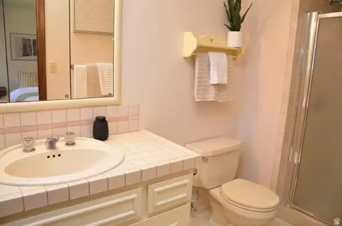 Bath - 1717 E 1600 N, Logan, UT 84341 photo 2 of 3