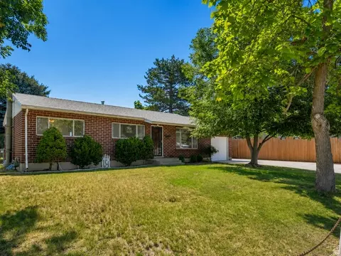 6871 S Springbrook Way E, Cottonwood Heights, UT 84121