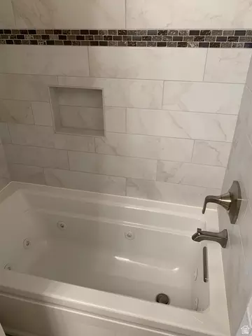 Bath - 220 W Mill Rd, Ferron, UT 84523 photo 2 of 8