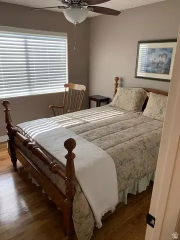 Bedroom - 220 W Mill Rd, Ferron, UT 84523 photo 3 of 5