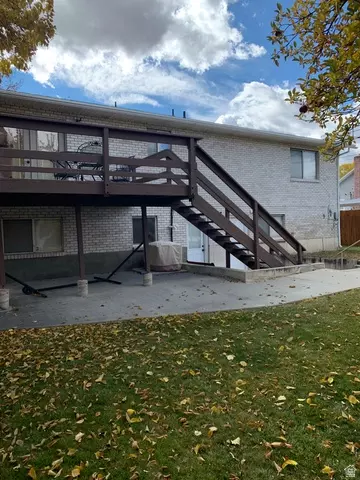 Exterior - 220 W Mill Rd, Ferron, UT 84523 photo 4 of 4