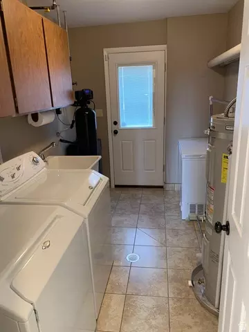 Other - 220 W Mill Rd, Ferron, UT 84523 photo 5 of 10
