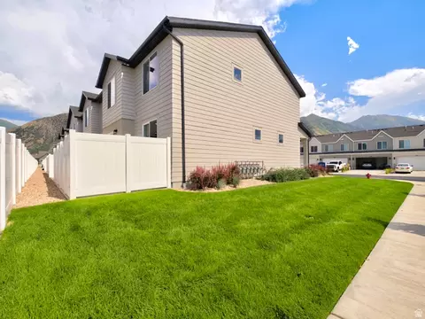 Exterior - 1721 E Albion Dr #1005, Salem, UT 84653 photo 4 of 6