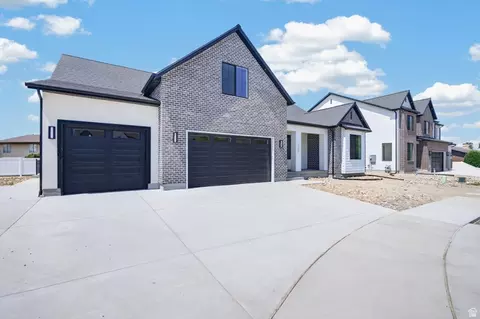 Exterior - 1548 N 275 W, Orem, UT 84057 photo 5 of 7