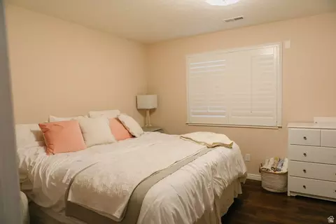 Bedroom - 104 S Ridgeview Dr, Orem, UT 84058 photo 5 of 6