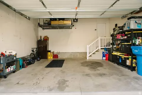 Exterior - 104 S Ridgeview Dr, Orem, UT 84058 photo 7 of 7