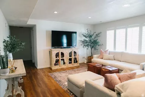 Living - 104 S Ridgeview Dr, Orem, UT 84058 photo 8 of 9