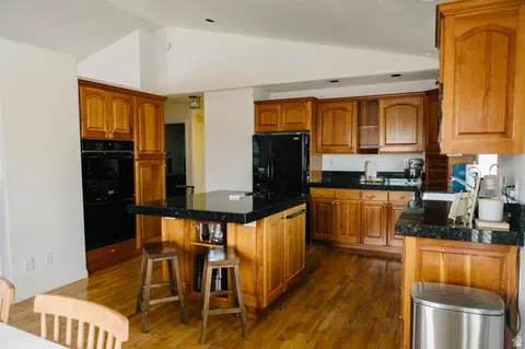 Kitchen - 104 S Ridgeview Dr, Orem, UT 84058 photo 3 of 7
