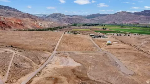 Undisclosed, Marysvale, UT 84750