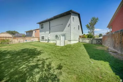 Exterior - 676 E 100 N, American Fork, UT 84003 photo 3 of 4
