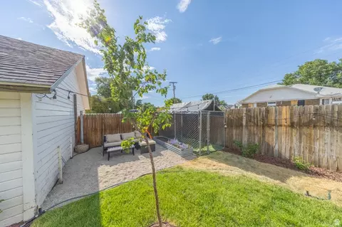 Exterior - 860 E 27th St S, Ogden, UT 84403 photo 7 of 11